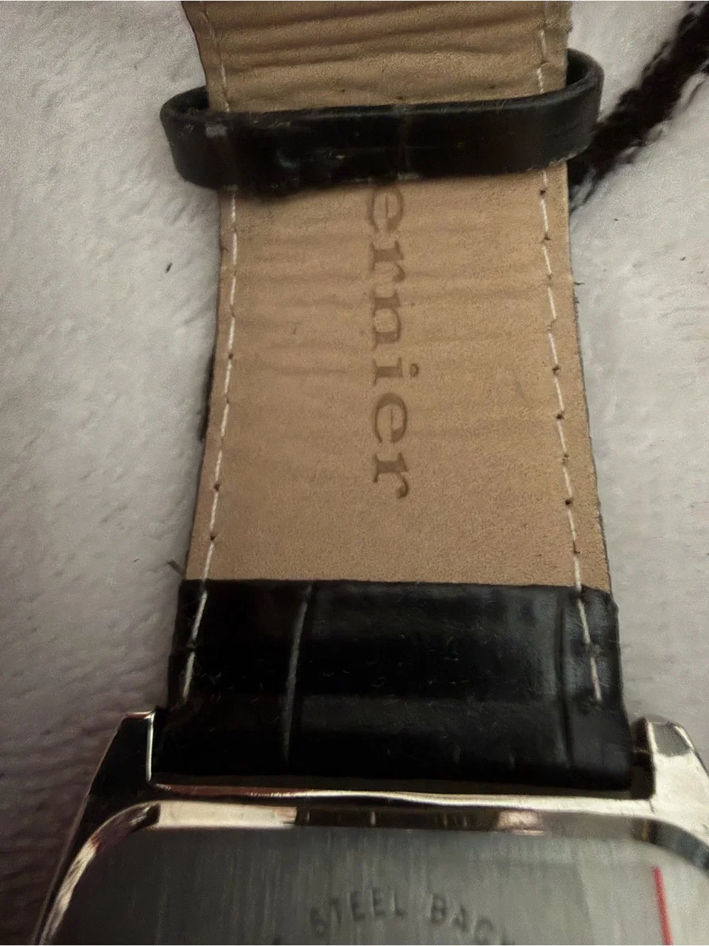 Vernier Men's Black Leather Watch with NYC skyline very unique